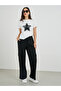 تي شيرت بأكمام قصيرة وطبعة جرافيكية - 2