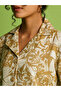 Women Abstract Printed Crop Shirt and Trousers Co-Ords - 4
