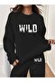 طقم رياضي برقبة دائرية للجنسين مطبوع عليه WILD مقاس كبير