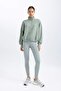 Defactofit Crop Stand Collar Basic Plain Sports Sweatshirt with Elastic Hem C3747Ax24Sp - 5