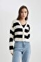 Relax Fit Striped V-Neck Knitwear Cardigan C2050Ax24Sp