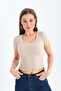 Women's Cream Ribbed Body Fitting Pool Neck Crop Knitted Blouse - 4