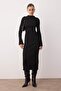 Siyah Bodycone Midi Dik Yaka A-Line Triko Uzun Elbise TWOAW26EL00056