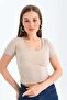 Women's Cream Ribbed Body Fitting Pool Neck Crop Knitted Blouse - 5