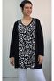 Black V-Neck Front Piece Black and White Garnish Size Whole Coming Low Sleeve Combed Viscose T-Shirt - 5