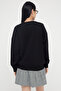 Siyah Oversize/Bol Kesim Bisiklet Yaka Kalın Şardonsuz Örme Sweatshirt TWOAW26SW00029 - 5