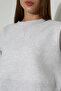 Relax Relaxed Cut Side Slit Crew Neck Cotton Basic Women's Sweatshirt 21925 Karmelanj - 2