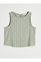 بلوزة NEVAVM ذات ياقة بيضاوية ونسيج مميز - 5