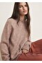 Round neck knitwear sweater
