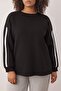 Siyah Şerit Detaylı Oversize/Bol Kesim İnce Örme Sweatshirt TBBAW25AO00009 - 3