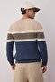 Bej Slim Fit Yünlü Bisiklet Yaka Panelli Renk Bloklu Triko Kazak TMNAW22KZ0343 - 4