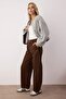 Kahverengi Barrel Kalıp %100 Pamuk Gabardin Pantolon TWOAW26PL00084 - 4