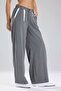 Women's Brooch Detailed Dirty Stitching Design Trousers - 2