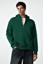 Zümrüt Yeşili Oversize/Geniş Kesim Fermuarlı Kapüşonlu İçi Polarlı Basic Sweatshirt TMNAW25SW00050 - 5