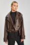 Women's button-up short leather jacket - bitter brown