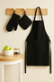 Professional 3-Piece Black Kitchen Set – Apron, Heat-Resistant Gloves, Holder