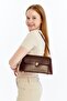 حقيبة كتف نسائية ذات مظهر جلدي بغطاء أمامي من ماركة Bitter Brown - 5