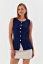 Crew Neck Vest Blouse Laci