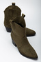 Women's Cowboy Boots - Embroidered Short Boots - 5