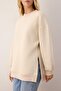 Bej Oversize/Geniş Kalıp Yırtmaç Detaylı Kalın İçi Polarlı Örme Sweatshirt TWOAW23SW00195 - 3