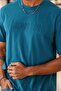 تي شيرت رجالي من Petrol Move On مطبوع بقصة عادية - 4