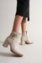 Luxury Chain Detailed Women's Boots - Chain Detail Block Heel Boots - 4