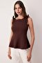 Kahverengi Sıfır Kol Peplum Belden Oturmalı Omuz Fiyonk Detaylı Örme Bluz TWOSS25BZ00482