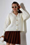Women's Ecru Motif Patterned Buttoned Winter Knitwear Cardigan Loi̇a25-5267