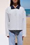 Ekru Çizgili Dokuma Yaka Detaylı Patlı Oversize Esnek Örme T-shirt/Sweatshirt TWOAW26TS00004 - 3