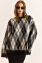 Women's Gray Diamond Pattern Oversize Soft Textured Knit Sweater Kzk-19000996 - 5