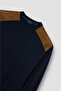Men's Knitted Wool Roundneck Sweater - 5