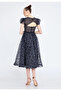 فستان انيق بتصميم كلاسيكي