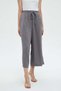 Relaxed Fit Three-Quarter Pants - 2