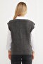 Bearded Buttoned V-Neck Oversize Vest - 7