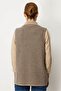 Women's Polo Collar Embroidered Wool Vest K.Beige - 4