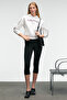 Virethia Women's Relaxed White Sweatshirt with Interlayer Print and Embroidery Detail - 3
