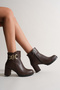 Women's Brown Zippered Daily Use Short Heeled Boots (7 cm) - 7