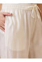 Women Off-White Scalloped Hem Embroidered Kurta and Straight Pant Set - 5