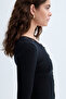 Women's Black Button Detailed V-Neck Knitwear Cardigan - 3