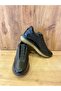 Men's sports shoes