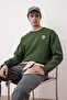 Haki Bisiklet Yaka Oversize/Geniş Kesim İçi Polarlı Köpek Nakış Sweatshirt TMNAW24SW00064