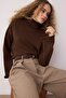 Kahverengi Wardrobe Essentials  Geniş Kalıp Yumuşak Dokulu Crop/Kısa Triko Kazak TWOAW26KZ00113