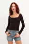 Square Neck Basic Blouse B1847