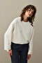 Basic Sweatshirt with Slit Detail Ecru - 4