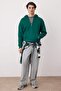 Zümrüt Yeşili Oversize/Geniş Kesim Fermuarlı Kapüşonlu İçi Polarlı Basic Sweatshirt TMNAW25SW00050