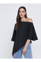 بلوزة سادة بكتف واحد على شكل كيب