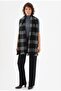 Women's Soft Textured Stylish Plaid Scarf - 2