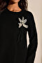 Women's Black Knitwear Set with Floral Accessories - 4