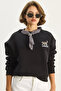 Women's Black Scarf Detailed Leopard Embroidered Three Thread Embroidered Oversize Sweatshirt 6917 60283616