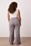 Gri Kemeri Cırtlı Pileli Wide Leg Örme Büyük Beden Pantolon TBBSS24AR00035 - 4